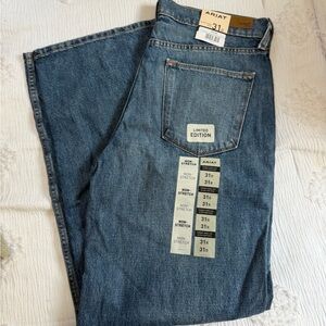 Ariat Women's Straight Leg Jeans in Blue Denim